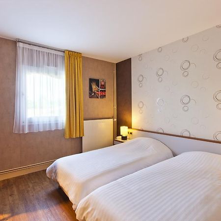 Cit'Hotel Du Circuit Мани-Кур Екстериор снимка